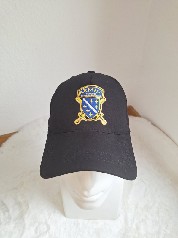 Crni kačket Armije BiH