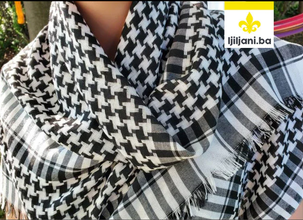 Kufija Palestine crno-bijele boje