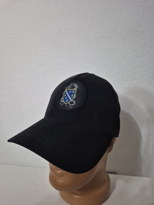 Kacket sa grboim ljiljana i zmajem