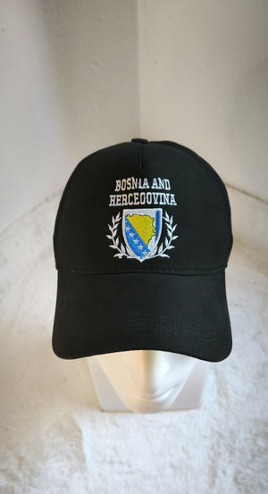 crni kacket sa grbom Bosne i Hercegovine