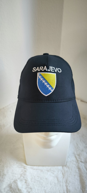 Kacket Sarajevo sa grbbom Bosne i Hercegovine teget plave boje