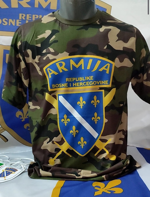 maskirna vojna majica sa grbom Armije Republike Bosne i Hercegovine