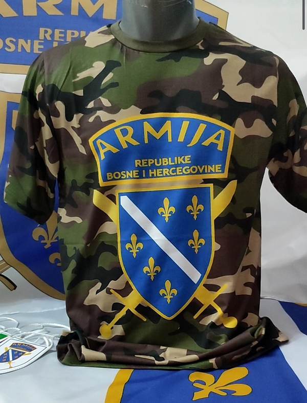maskirna vojna majica sa grbom Armije Republike Bosne i Hercegovine
