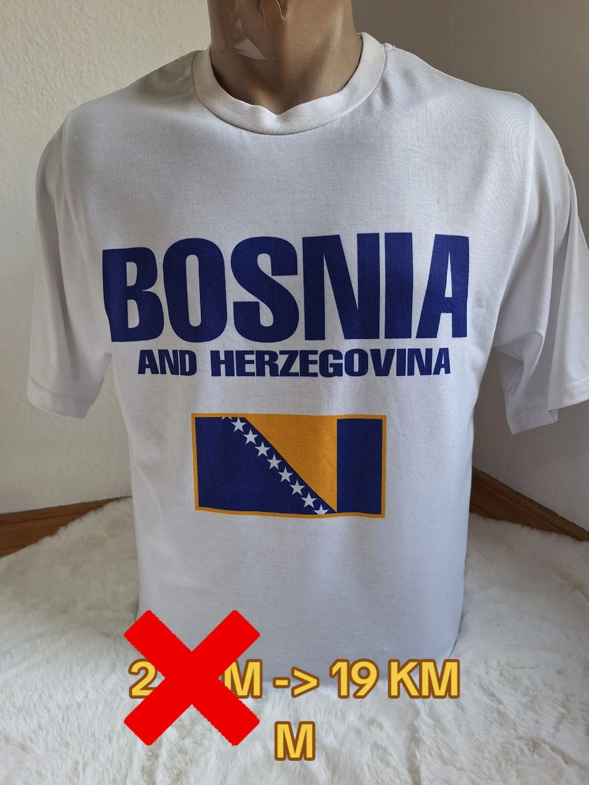 Bijela majica Bosnia and Herzagovina sa zastavom BiH